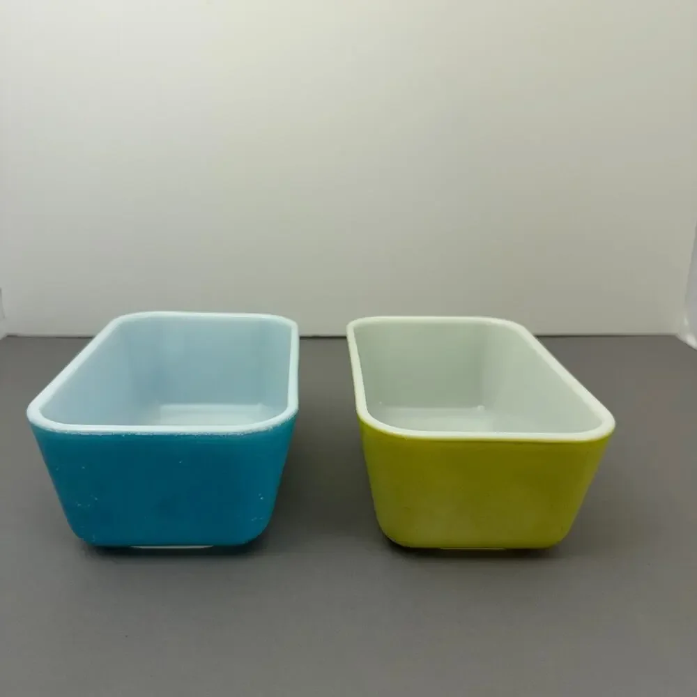 VTG Pyrex 502 B Fridgie Refrigerator Dishes Set 2 Blue Green Milk Glass No Lids
